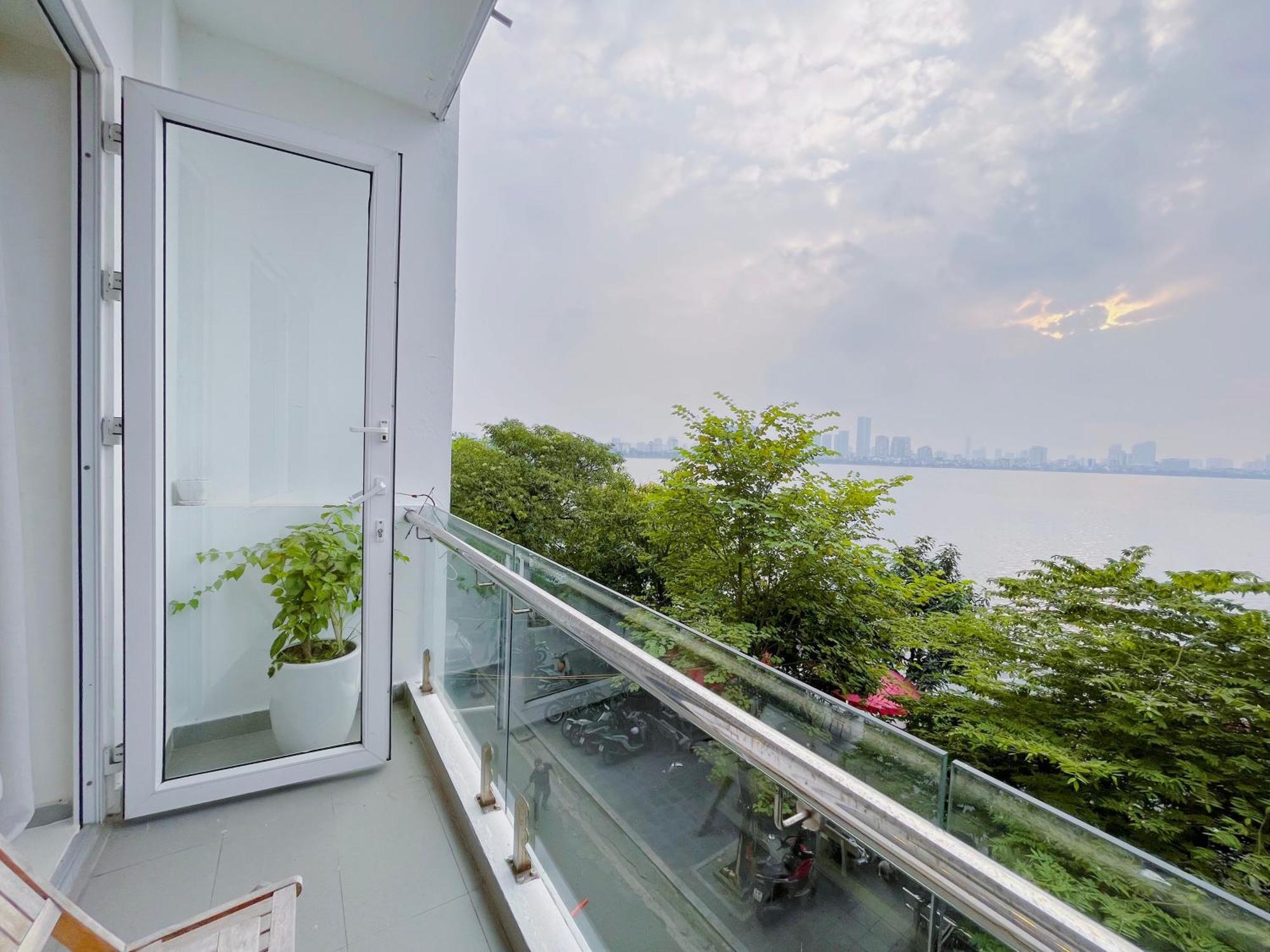 Hanoi Home 2 - Lake View Apartment Exterior photo