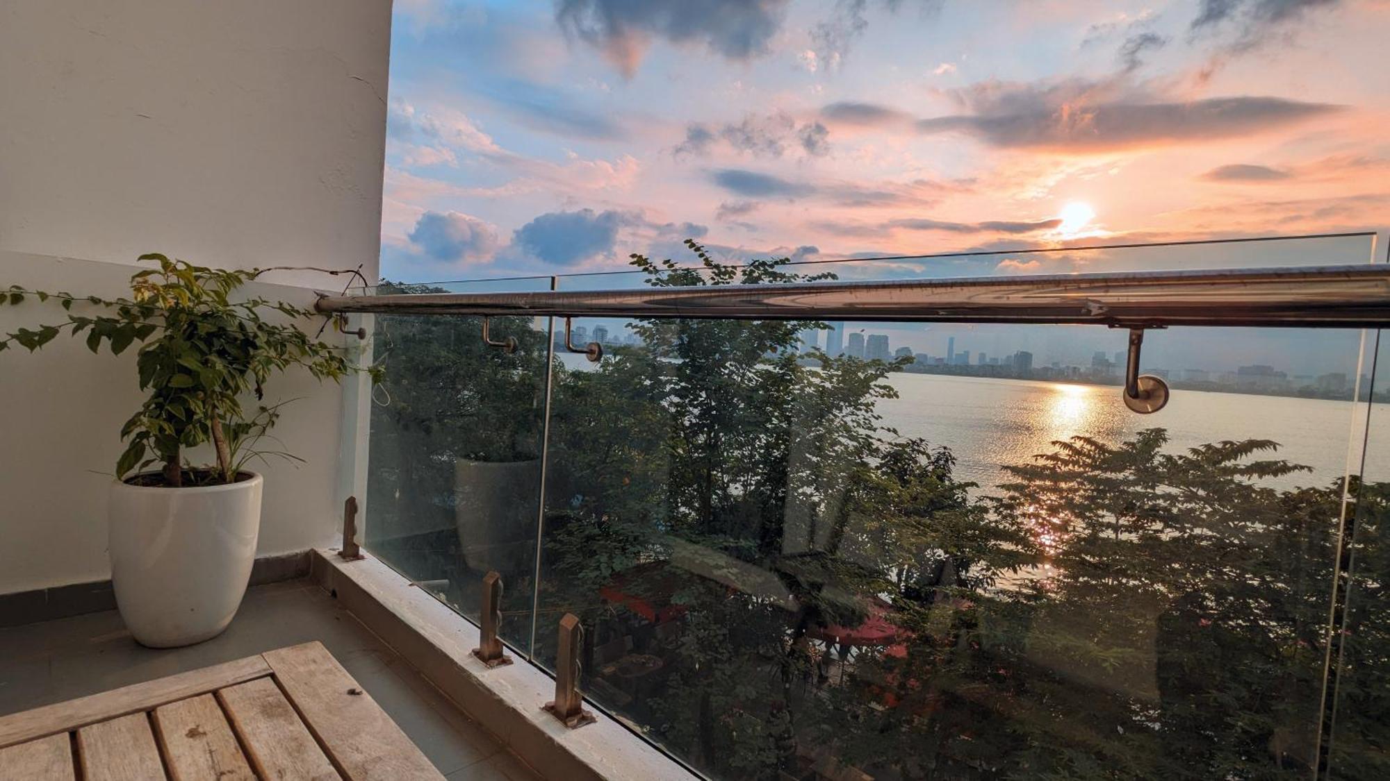 Hanoi Home 2 - Lake View Apartment Exterior photo